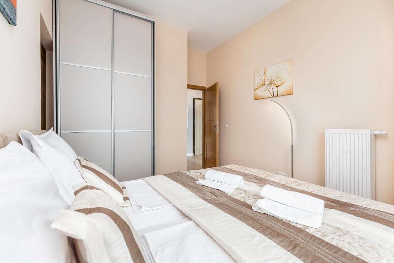 Platan Tower Baltic & More Apartments Свиноуйсьце Экстерьер фото