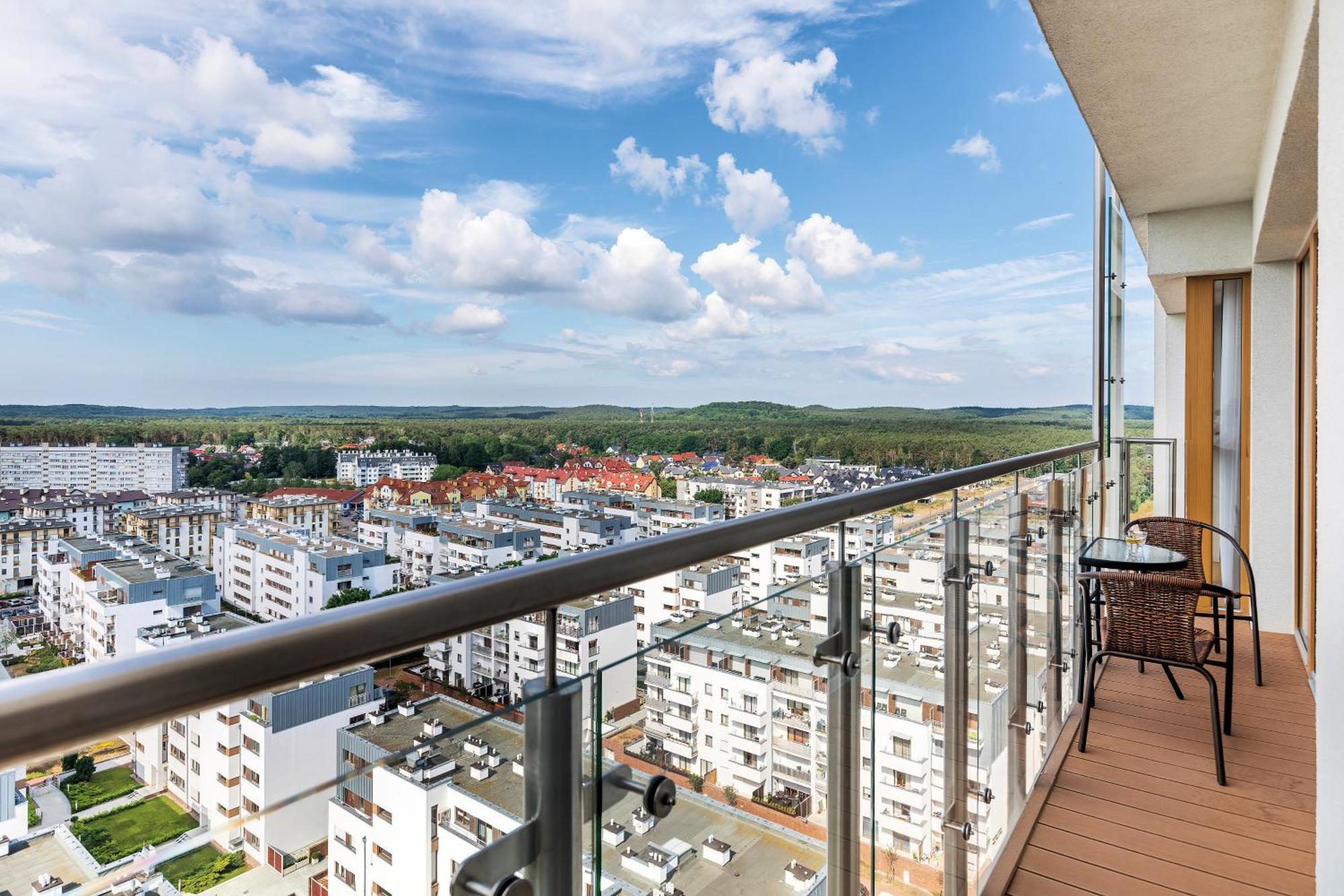Platan Tower Baltic & More Apartments Свиноуйсьце Экстерьер фото
